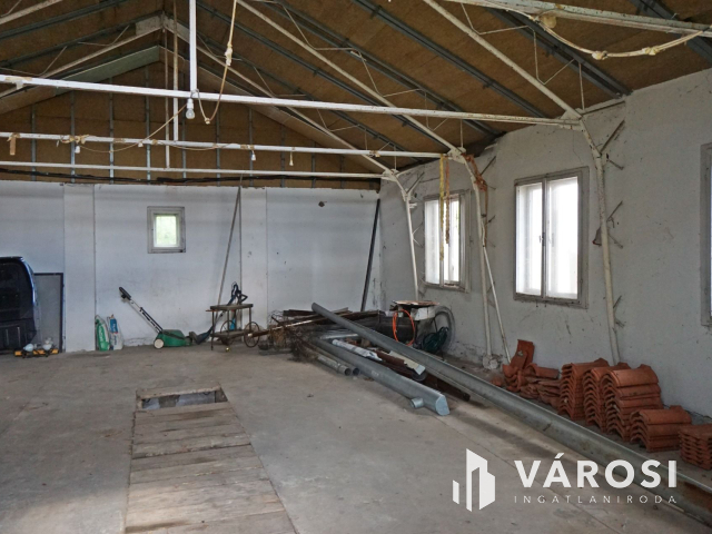 Központi több generációs családi ház a piac térnél