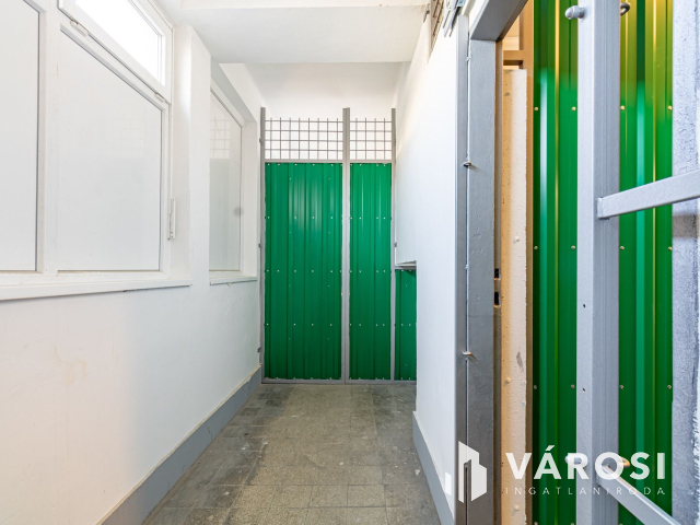 Kiadó Raktárak, tárolók Csepel- Gyártelepen!