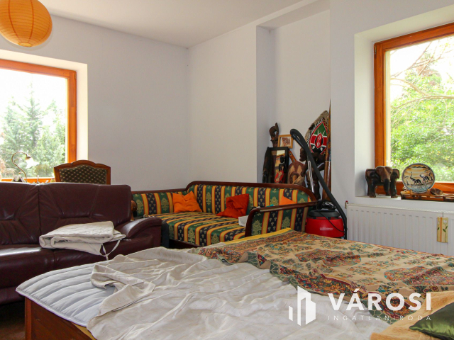 Tágas családi othon számtalan lehetőséggel Zsámbékon