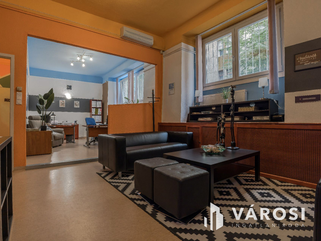 Budai 220 nm alapterületű stúdió