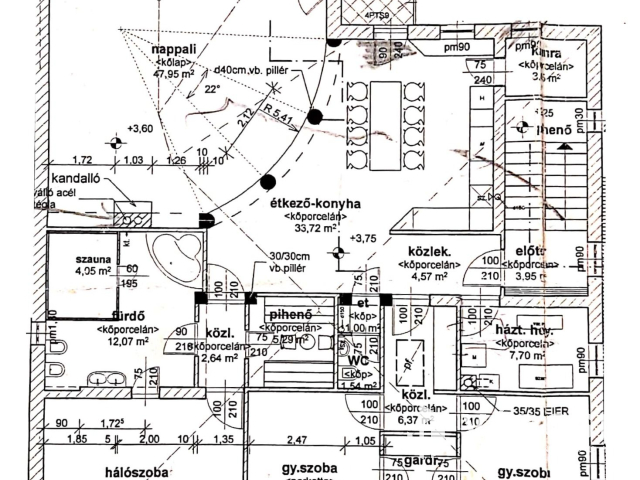 Exkluzív kétgenerációs családi ház Móra városrészen!