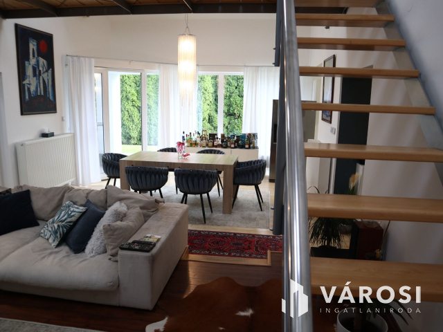 Medencés kényelem, kertvárosi környezetben!