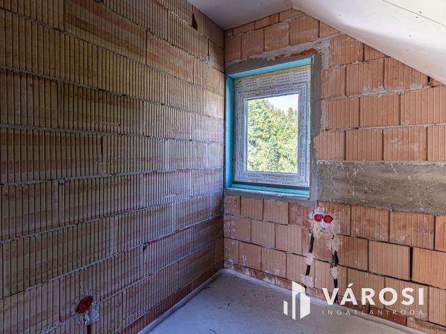 Modern új otthon Keszthelyen - c