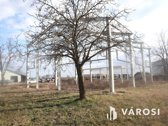 Összközműves ipari ingatlan, a Jura ipari parkban!