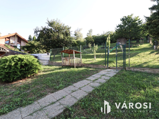 Panorámás kilátás - Családi ház eladó Győrújbaráton