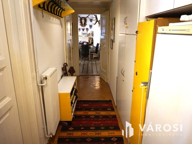 Nagyszerű lakás szenzációs elhelyezkedéssel!