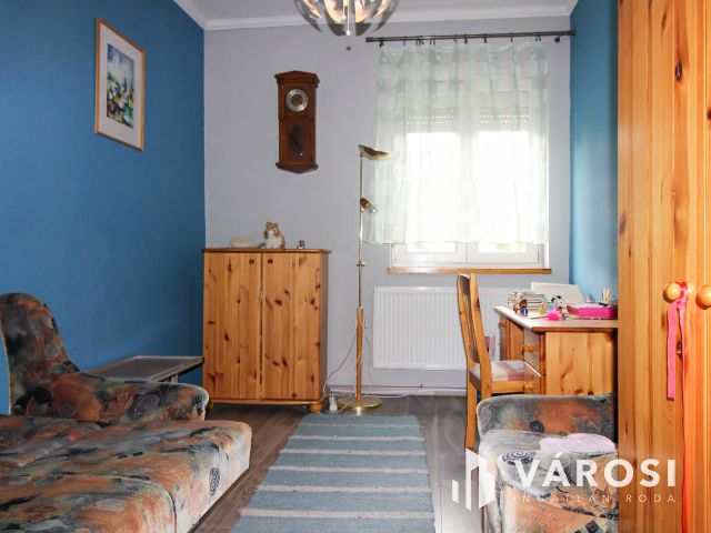 Napellemes ház Dömösön, elérhető áron