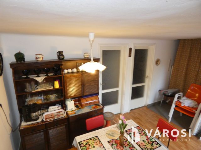 Ecséri templomrom (Révfülöp) közelében nyaraló eladó