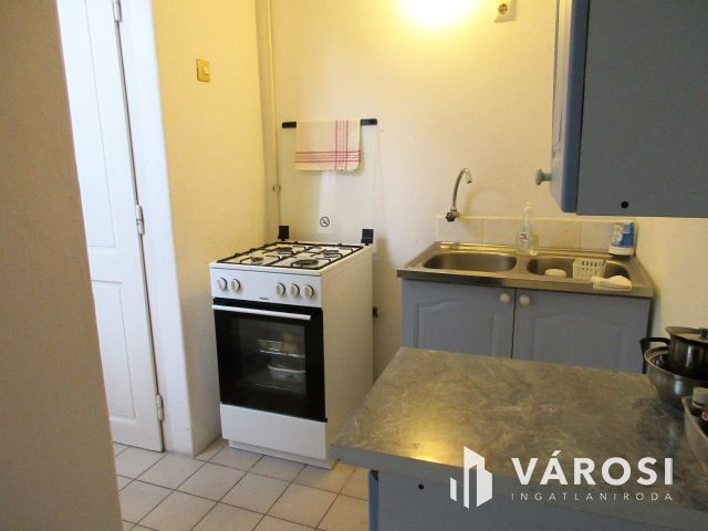 Bajai belvárosi polgári lakás