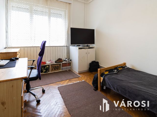 Kényelmes családi ház csendes környezetben eladó - Sarkadon