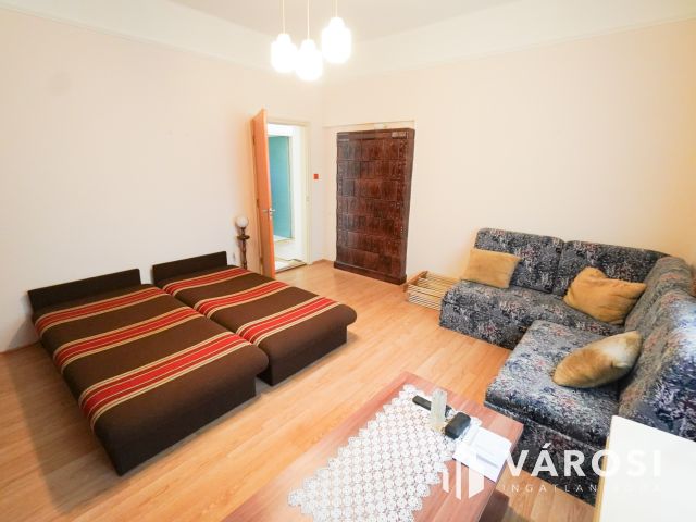 A Velencei-tó közvetlen közelében, Kápolnásnyéken!