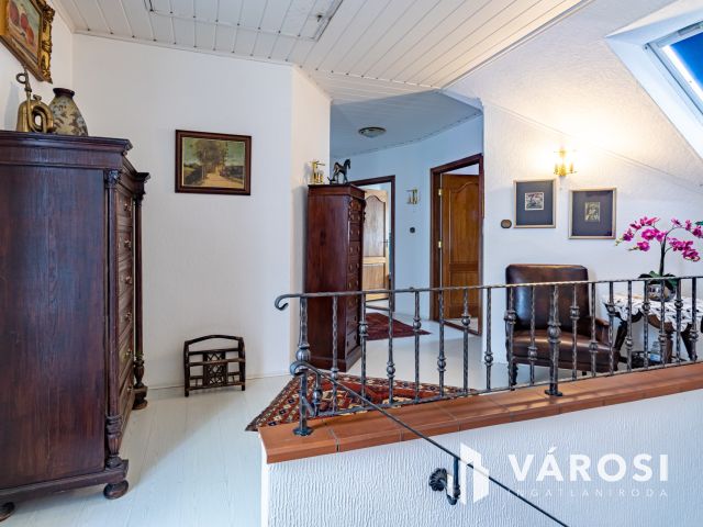 Szép nagy ház, rendezett nagy telek, Rákosszentmihályon