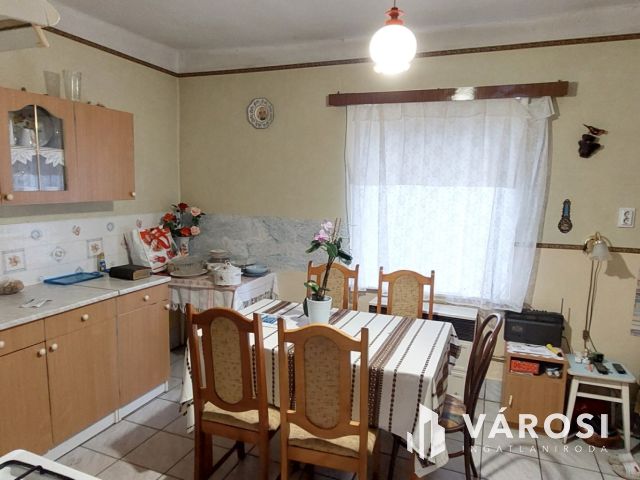 Lakható ház vagy építési telek egyben a Gerébytelepen!