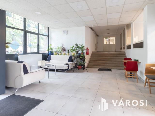 64 m2-es, két helyiséges iroda Fáy utcai irodaépületben