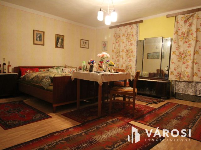 Székkutas szívében családi ház eladó