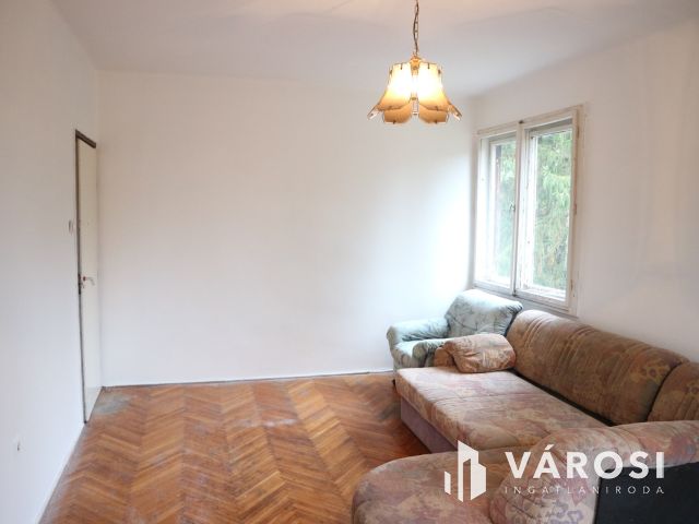 Csehimindszent,akár2generációs,felújítandó,szintes ház117m2