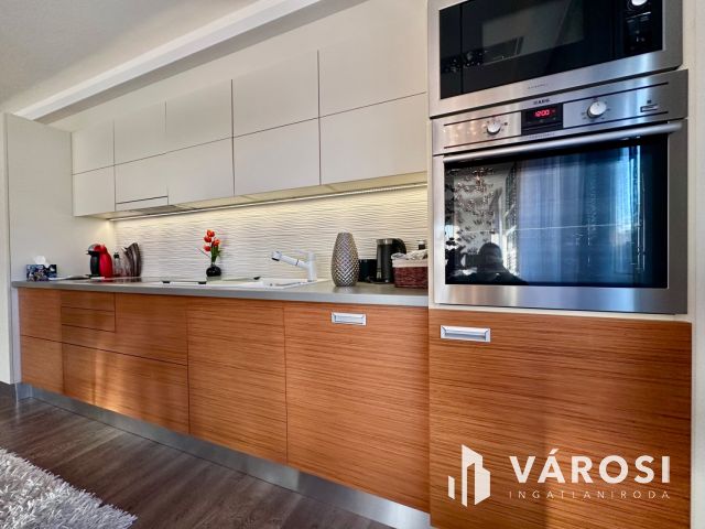 Kálvária társasházban luxuslakás eladó!