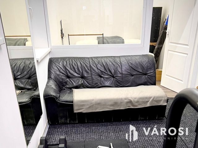 Felújított, azonnal hasznosítható ipari ingatlan!