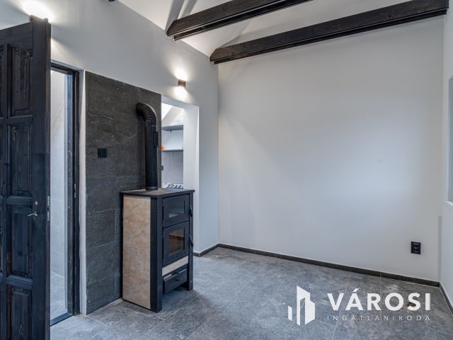 Patent nyaraló a Sárgán