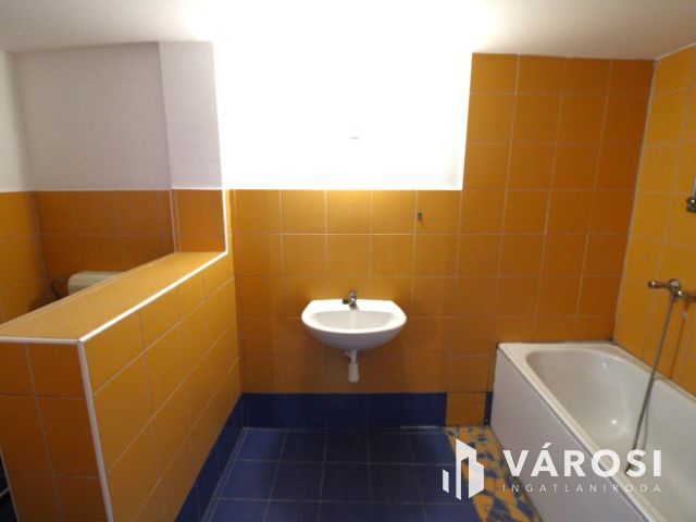 Azonnal költözhető, felújított otthon