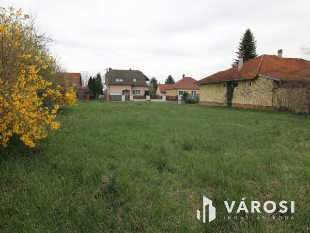 Az egyik utolsó belterületi telek Bükfürdőtől 8 percre Góron