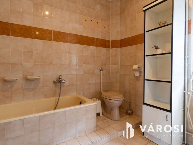 Örökpanorámás családi ház Balatonfüreden