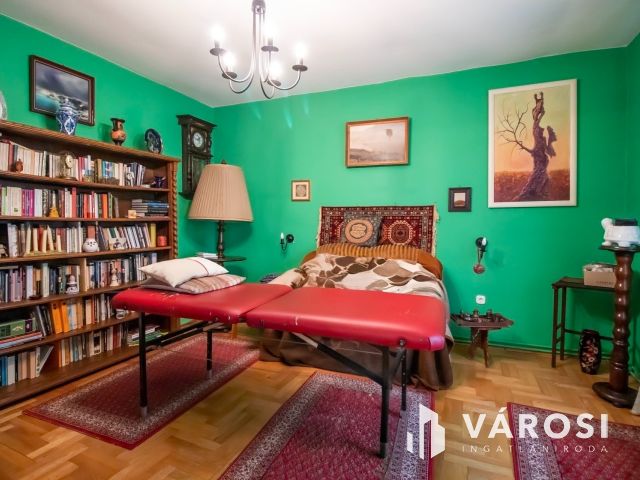2 lakrészes családi ház Velencén