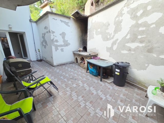 Fantáziában és lehetőségekben gazdag Villa Diósdon